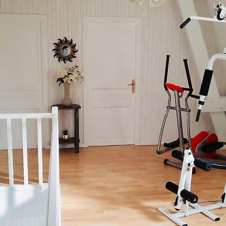 La Maraitiere Villa Guînes Eksteriør billede